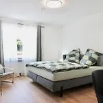 Апартаменты 2 Schlafzimmer Mit Balkon Und Privatem Stellplatz Unmittelbar An Der Mosel Fuer Bis Zu 8 Gaeste *