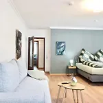 Апартаменты 2 Schlafzimmer Mit Balkon Und Privatem Stellplatz Unmittelbar An Der Mosel Fuer Bis Zu 8 Gaeste *
