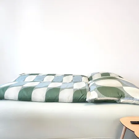 2 Schlafzimmer Mit Balkon Und Privatem Stellplatz Unmittelbar An Der Mosel Fuer Bis Zu 8 Gaeste Koblenz (Rhineland-Palatinate)