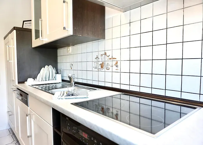 Apartment NEU I 2 Schlafzimmer für bis zu 8 Gäste mit schönem Balkon und privatem Stellplatz unmittelbar an der Mosel Koblenz (Rhineland-Palatinate)